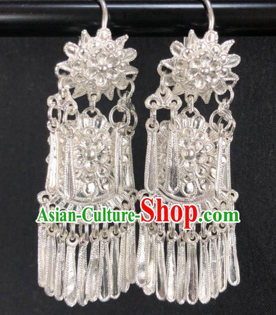 Chinese Handmade Traditional Yi Nationality Tassel Earrings Ethnic Wedding Bride Accessories for Women