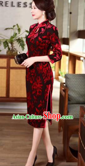 Chinese Traditional Qiapo Dress Velvet Cheongsam National Costumes for Women