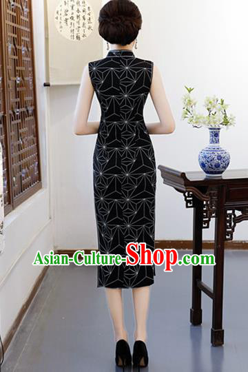 Chinese Traditional Qiapo Dress Black Cheongsam National Costumes for Women