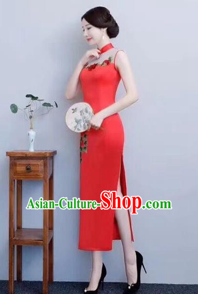 Chinese Traditional Long Qiapo Dress Embroidered Red Cheongsam National Costume for Women