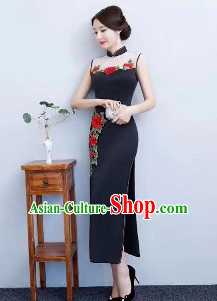Chinese Traditional Long Qiapo Dress Embroidered Black Cheongsam National Costume for Women