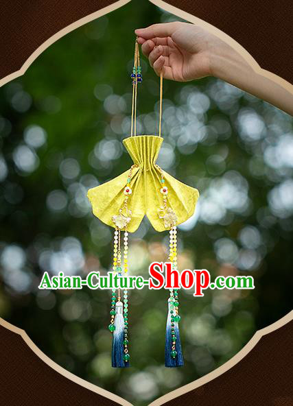Chinese Classical Ginkgo Leaf Waist Accessories Ancient Princess Hanfu Yellow Silk Sachet Tassel Pendant
