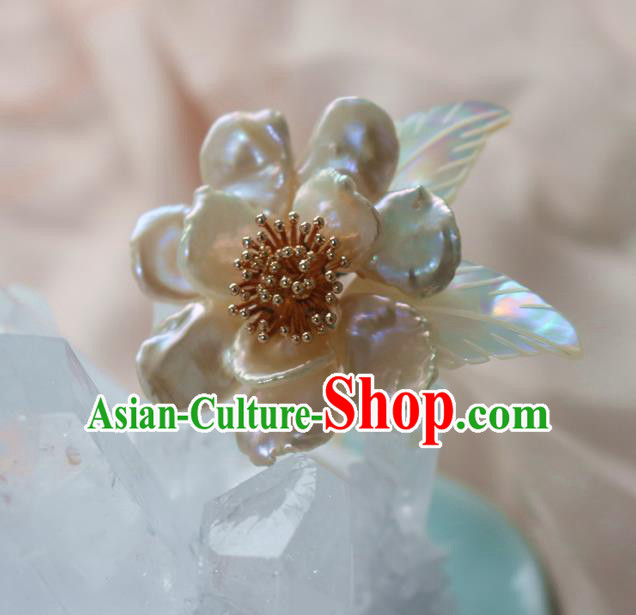 Chinese Classical White Shell Camellia Hair Clip Hanfu Hair Accessories Handmade Ancient Princess Hairpins for Women