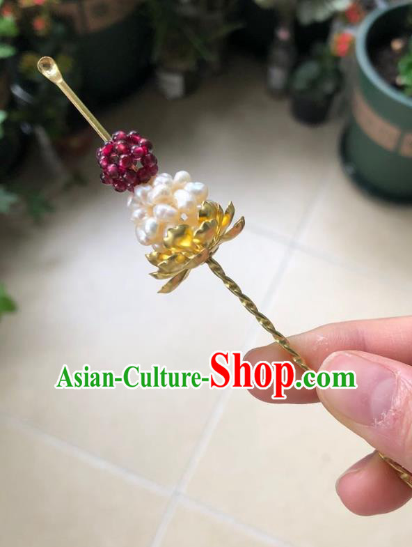 Chinese Ancient Palace Garnet Pearls Hairpins Hair Accessories Handmade Ming Dynasty Empress Golden Lotus Curette Hair Stick