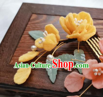 Chinese Qing Dynasty Yellow Camellia Hair Comb Handmade Hair Accessories Hanfu Ancient Princess Velvet Flowers Hairpins