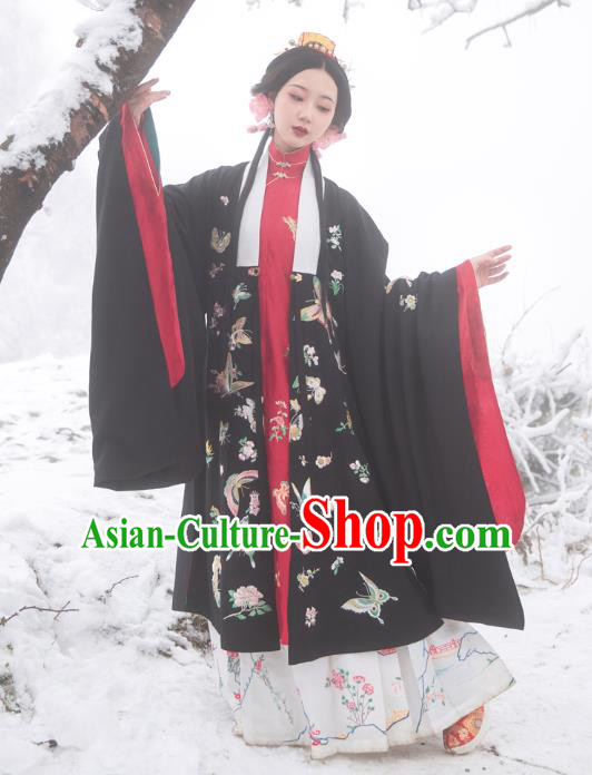 Chinese Ming Dynasty Countess Historical Costumes Traditional Hanfu Apparels Embroidered Black Cape Blouse and Skirt for Patrician Women