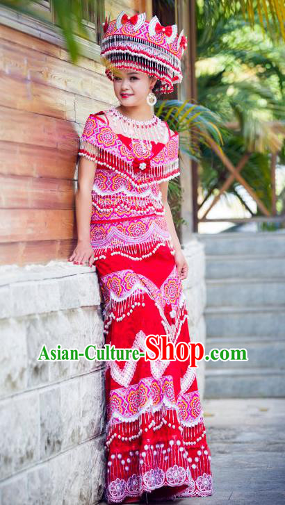 China Yunnan Nationality Women Long Dress and Headdress Miao Ethnic Apparels Minority Stage Performance Red Costumes