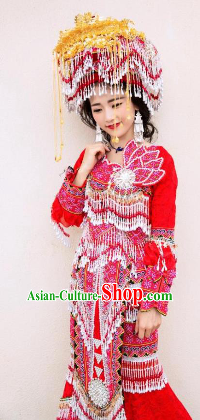 China Ethnic Embroidered Red Dress Miao Minority Wedding Clothing Yunnan Nationality Bride Apparels and Headdress