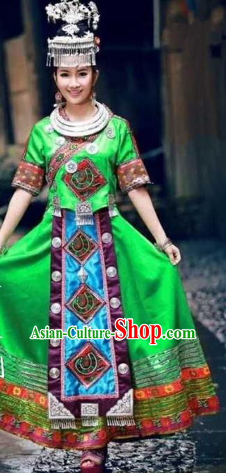 China Ethnic Embroidered Green Blouse and Skirt Miao Nationality Minority Folk Dance Clothing Traditional Hmong Women Apparels