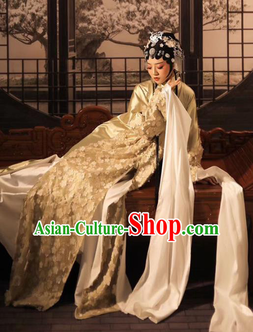 Chinese Beijing Opera Costumes Embroidered Dress Traditional Ancient Noble Lady Clothing and Headwear