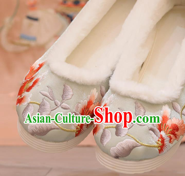 China Embroidered Hibiscus Light Green Shoes Princess Shoes Opera Shoes Handmade Cloth Shoes