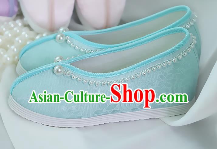 China Princess Shoes Handmade Shoes Light Blue Satin Shoes Women Shoes Hanfu Pearls Shoes