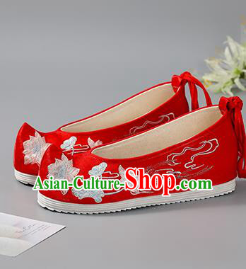 China Bride Shoes Traditional Embroidered Lotus Fishes Shoes Hanfu Shoes Handmade Red Cloth Shoes Wedding Shoes