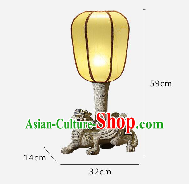 China Handmade Palace Lantern Traditional Home Decorations Table Lamp Stone Carving Tiger Desk Lanterns