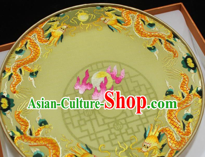 China Handmade Suzhou Embroidery Dragons Fan Embroidered Palace Fan Traditional Hanfu Yellow Silk Fan Round Fan