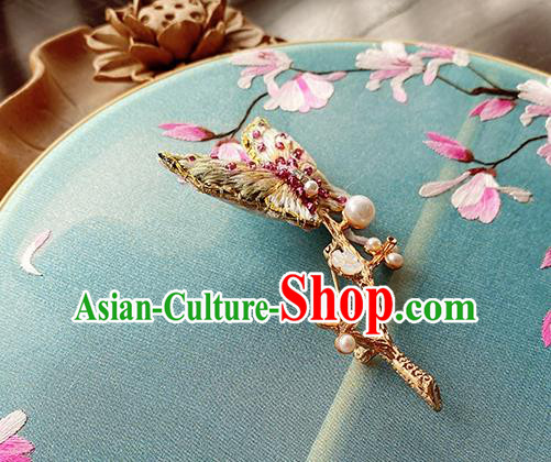 China Classical Cheongsam Breastpin Accessories Traditional Embroidered Butterfly Brooch