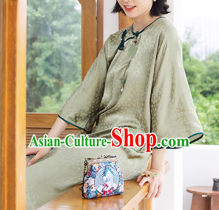 Republic of China Light Green Silk Cheongsam National Women Clothing Traditional Classical Qipao Dress