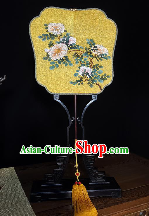 China Handmade Yellow Palace Fan Traditional Printing Peony Silk Fan Bamboo Fans