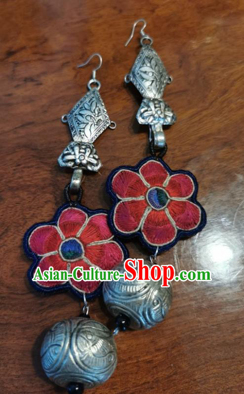 Traditional China Silver Jewelry Handmade Ear Accessories Ethnic Embroidered Rosy Flower Earrings for Women