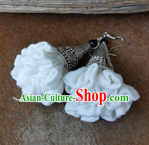 China Handmade White Flax Eardrop Traditional Miao Ethnic Earrings Silver Carving Accessories for Women