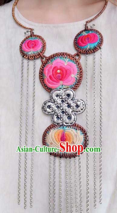 China Miao Ethnic Silver Jewelry Accessories National Embroidered Necklet Rattan Necklace