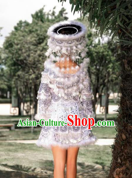 Top Quality China Miao Minority Clothing Photography Yunnan Ethnic White Short Dress With Headwear