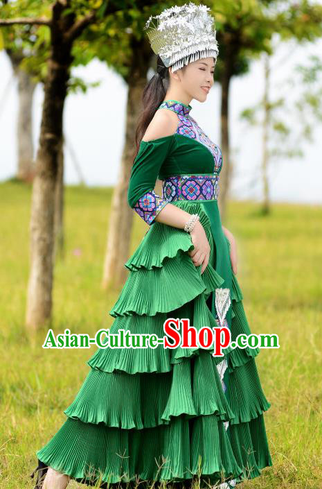 Quality China Miao Ethnic Women Apparels Festival Celebration Green Dress Yunnan Minority Folk Dance Clothing and Headwear
