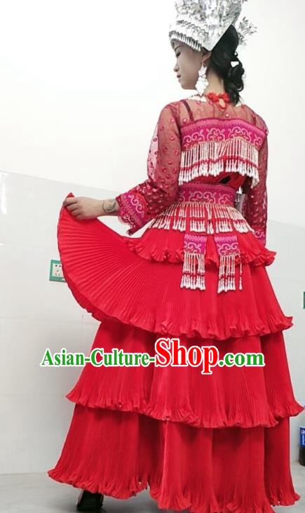 China Yunnan Miao Ethnic Bride Clothing Travel Photography Red Dress Minority Wedding Costume with Headpiece