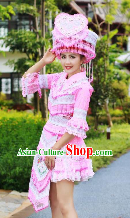 China Traditional Miao Minority Nationality Costumes Yunnan Tourist Attraction Stage Performance Clothing and Headwear