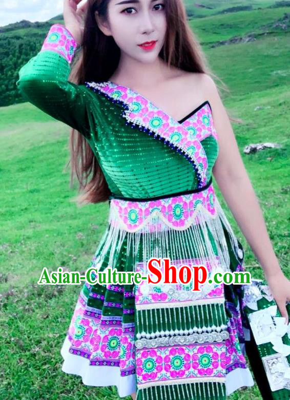 China Yunnan Tourist Attraction Photography Clothing Miao Minority Women Costumes Traditional Ethnic Folk Dance Green Short Dress and Hat