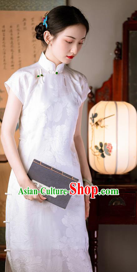 Chinese National Women Classical Qipao Dress Costume Traditional Peony Pattern White Silk Cheongsam