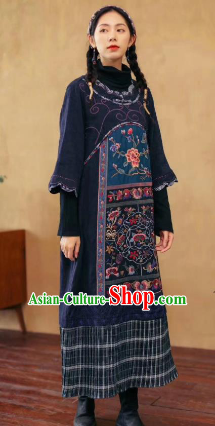 Chinese Retro Embroidered Navy Flax Dress Traditional National Women Cheongsam Clothing