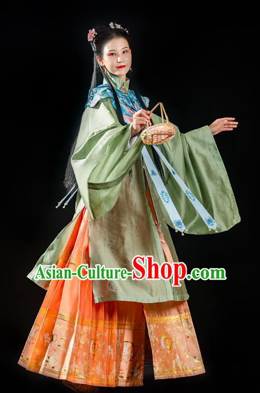 China Ancient Noble Woman Hanfu Dress Traditional Ming Dynasty Palace Lady Historical Clothing