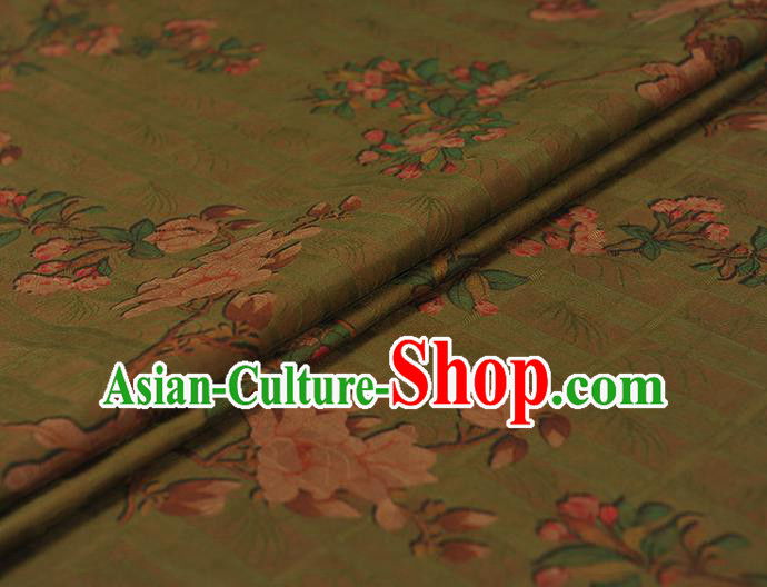 Chinese Traditional Cheongsam Cloth Green Gambiered Guangdong Gauze Classical Begonia Pattern Silk Fabric