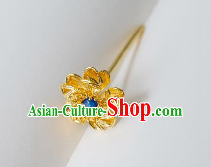 China Ming Dynasty Gilding Hairpin Traditional Court Queen Hair Accessories Ancient Empress Gilding Plum Blossom Hair Stick