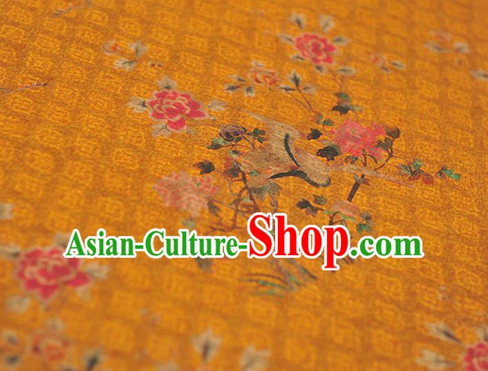 Top Traditional Cloth Fabric Cheongsam Gambiered Guangdong Gauze Chinese Classical Rose Flowers Pattern Yellow Silk Material