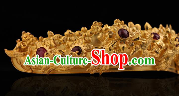 China Ancient Royal Empress Golden Hair Crown Handmade Hair Accessories Traditional Ming Dynasty Carving Phoenix Hairpin