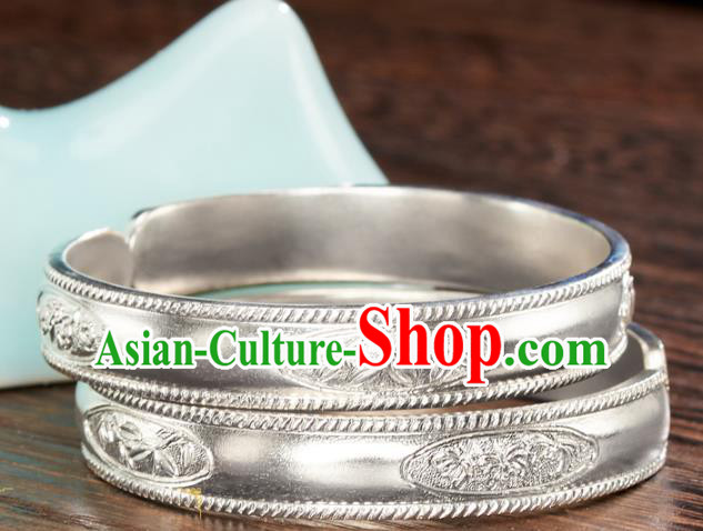 China Ancient Court Princess Carving Silver Bracelet Tang Dynasty Jewelry Accessories