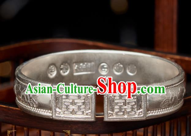 China Handmade National Silver Carving Bracelet Ancient Court Princess Jewelry Wedding Accessories