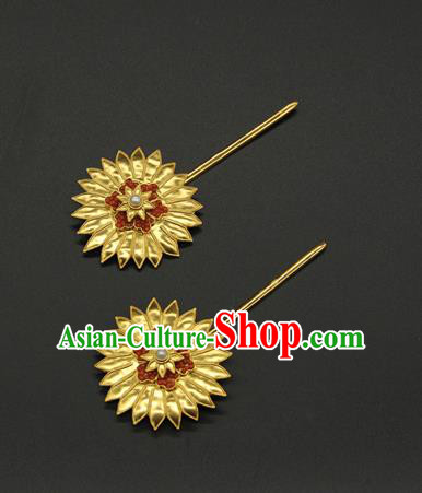 China Tang Dynasty Hair Stick Ancient Court Hair Accessories Traditional Handmade Golden Chrysanthemum Hairpin