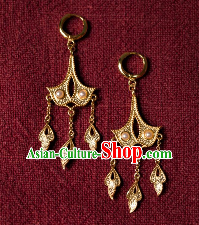 China Ancient Golden Ginkgo Leaf Ear Jewelry Traditional Tang Dynasty Imperial Concubine Pearls Earrings