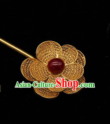 China Handmade Hairpin Traditional Ming Dynasty Hair Accessories Ancient Empress Golden Plum Hair Stick