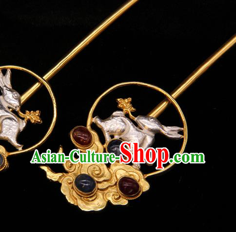 China Ancient Empress Gems Hair Stick Handmade Hair Accessories Traditional Ming Dynasty Silver Rabbit Hairpin