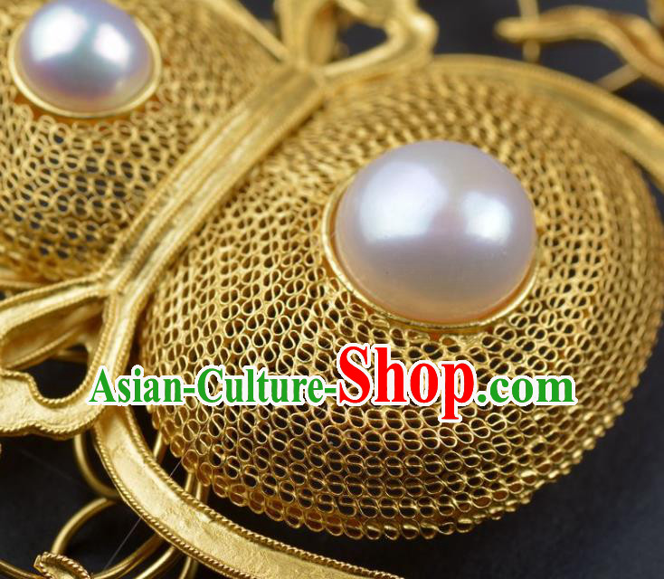 Handmade Chinese Ancient Empress Golden Gourd Breastpin Jewelry Traditional Qing Dynasty Court Pearls Brooch Accessories