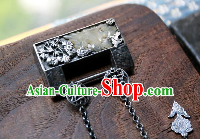 Handmade China National Silver Lock Jewelry Qing Dynasty Jade Accessories Traditional Retro Necklace Pendant