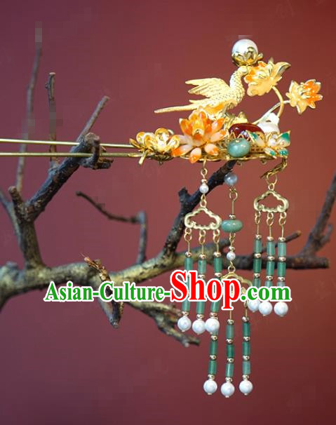 China Traditional Jade Tassel Hair Stick Wedding Xiuhe Suit Hair Accessories Bride Golden Bird Hairpin