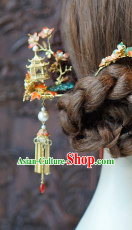 China Traditional Palace Bride Red Plum Hairpin Xiuhe Suit Hair Accessories Wedding Tassel Hair Stick