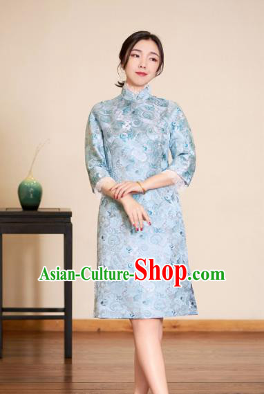 Traditional Chinese Graceful Cheongsam Light Blue Silk Qipao Dress for Women