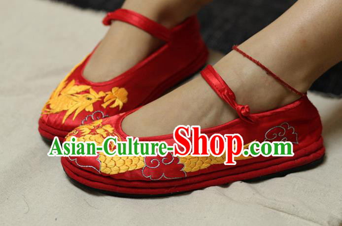 Chinese Traditional Embroidered Dragon Phoenix Red Satin Shoes Hanfu Shoes for Women