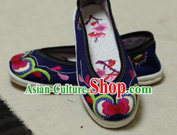 Chinese Traditional National Embroidered Navy Shoes Hanfu Shoes for Women